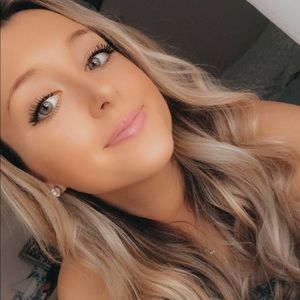 Meet your Posher, Natalie